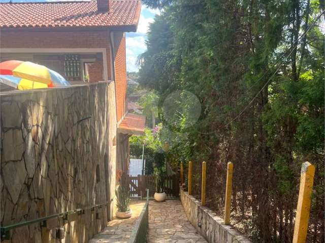 Casa em condomínio fechado com 6 quartos à venda na Rua dos Ipês, 56, Chácara Flora, Valinhos, 939 m2 por R$ 2.450.000