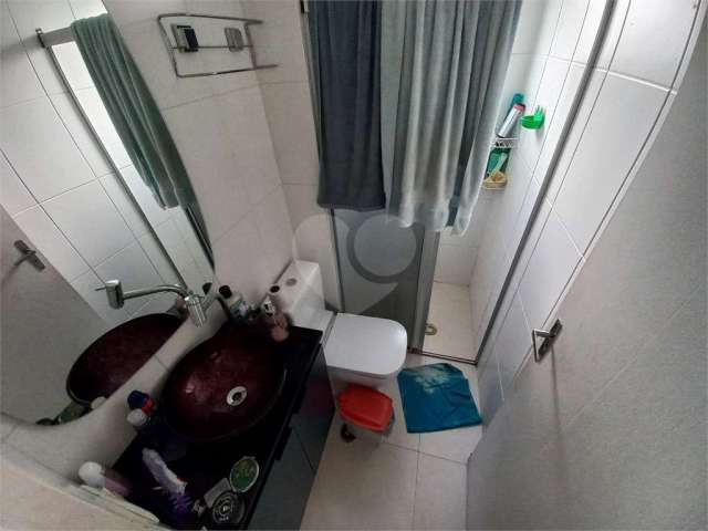 Apartamento com 2 quartos à venda na Rua Jaracatia, 25, Jardim Umarizal, São Paulo, 60 m2 por R$ 320.000