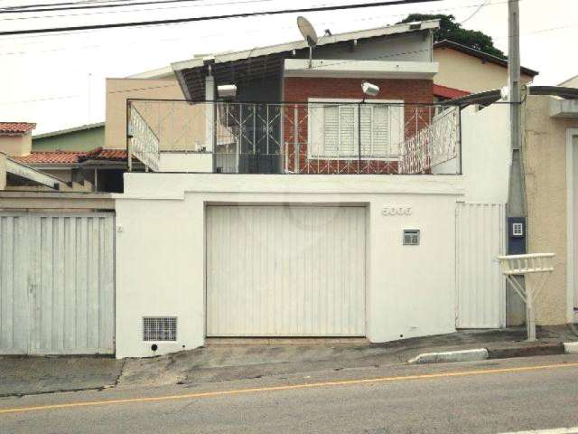 Casa com 3 quartos à venda na Avenida Independência, 5005, Centro, Vinhedo, 150 m2 por R$ 900.000
