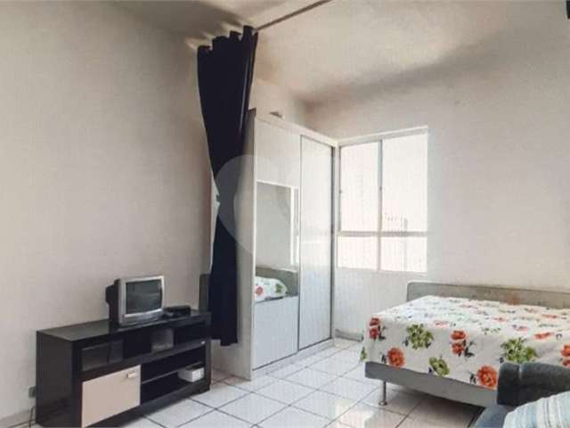 Apartamento com 1 quarto à venda na Rua São Francisco, 113, Sé, São Paulo, 390 m2 por R$ 199.000