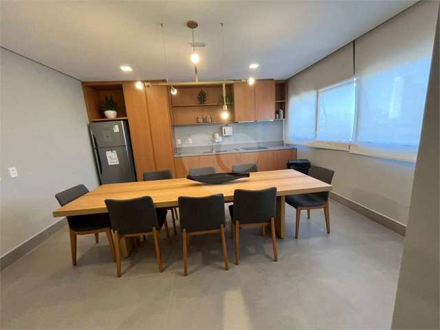 Kitnet / Stúdio à venda na Rua Herval, 247, Belenzinho, São Paulo, 28 m2 por R$ 300.000