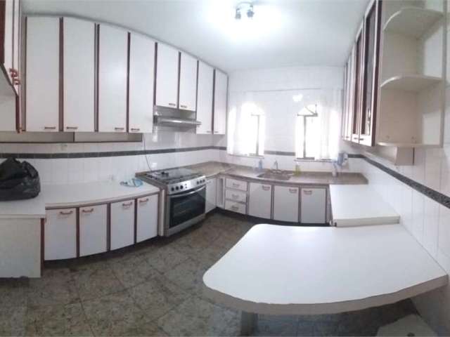 Casa com 4 quartos à venda na Rua Tapuitinga, 27, Vila Mafra, São Paulo, 230 m2 por R$ 1.500.000