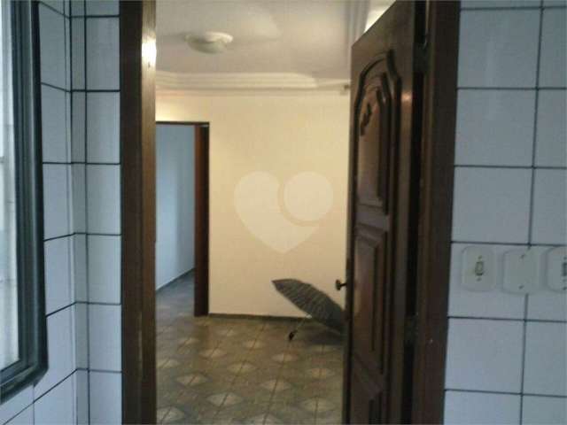 Apartamento com 2 quartos à venda na Rua Victório Santim, 2800, Itaquera, São Paulo, 50 m2 por R$ 192.000