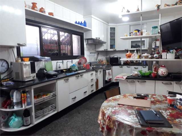 Casa com 4 quartos à venda na Rua Ponta de Pedras, 41, Vila Santa Terezinha (Zona Norte), São Paulo, 300 m2 por R$ 2.000.000