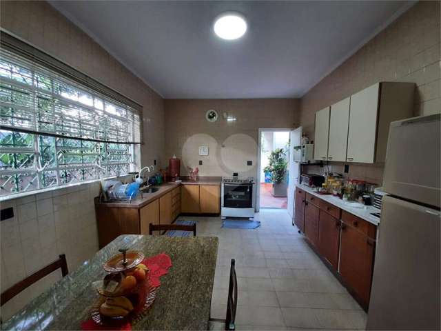 Casa com 3 quartos à venda na Rua Ipojuca, 5, Cidade Mãe do Céu, São Paulo, 300 m2 por R$ 2.650.000