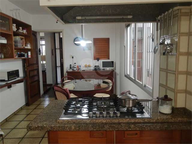 Casa em condomínio fechado com 3 quartos à venda na Rua Guaraciara, 13, Indianópolis, São Paulo, 202 m2 por R$ 1.999.000