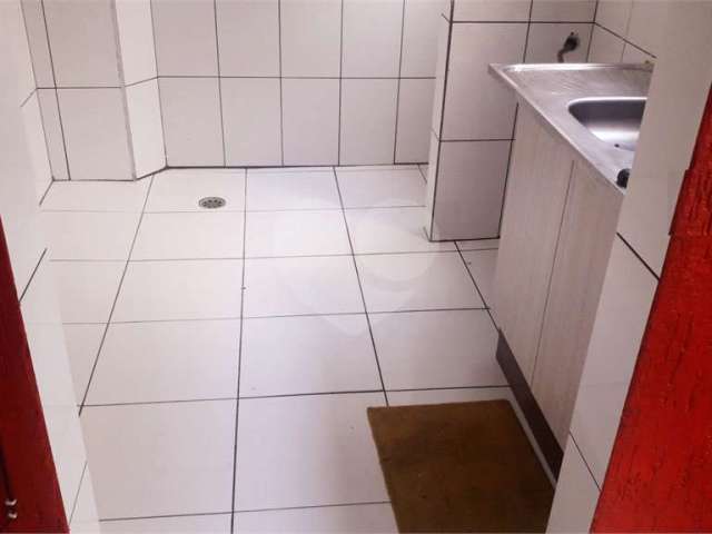 Apartamento com 2 quartos à venda na Rua Dinah Gonçalves Brandão, 126, Cidade Tiradentes, São Paulo, 40 m2 por R$ 130.000