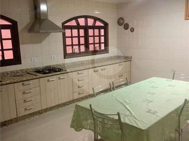 Casa com 3 quartos à venda na Rua Manuel Leitão Avilez, 187, Bortolândia, São Paulo, 218 m2 por R$ 789.000