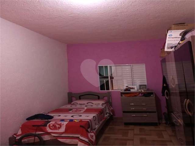 Casa com 3 quartos à venda na Rua Vereador Luiz Gonzaga Ferreira, 18, Jardim Santo André, São Paulo, 160 m2 por R$ 280.000