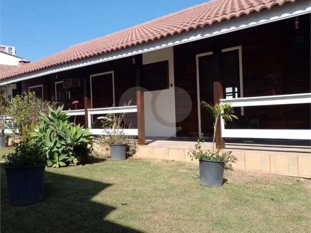 Casa em condomínio fechado com 3 quartos à venda na Estrada do Itapeti, 102, Parque Residencial Itapeti, Mogi das Cruzes, 300 m2 por R$ 1.300.000