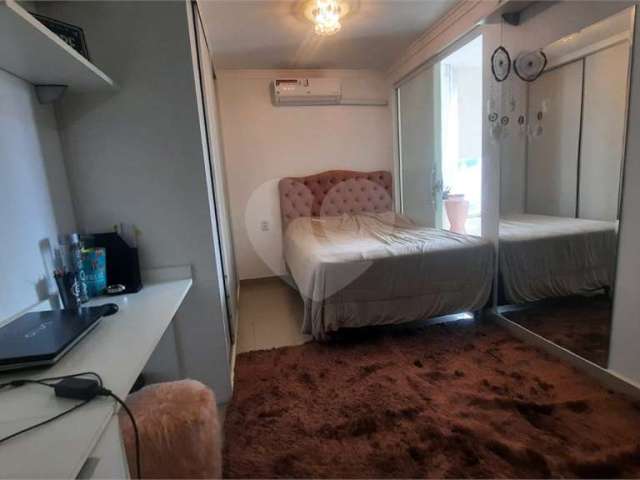 Casa com 4 quartos à venda na Rua Conde D'Andrea, 348, Jardim Santa Mena, Guarulhos, 200 m2 por R$ 950.000