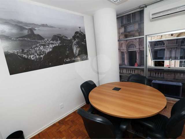 Casa comercial para alugar na Rua José Bonifácio, 1, Sé, São Paulo, 330 m2 por R$ 12.000