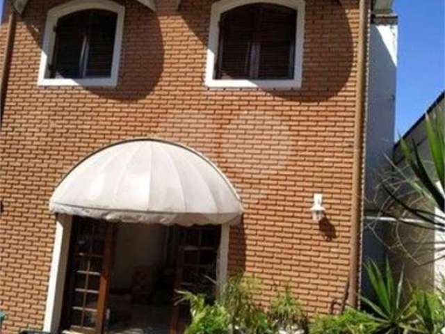 Casa com 3 quartos à venda na Rua Marechal Renato Paquet, 592, Cidade São Mateus, São Paulo, 310 m2 por R$ 955.000