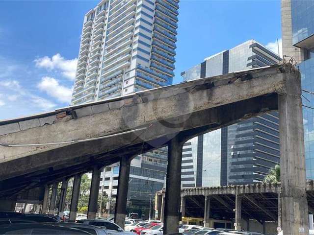 Terreno à venda na Avenida Marquês de São Vicente, 279, Várzea da Barra Funda, São Paulo, 3000 m2 por R$ 22.000.000