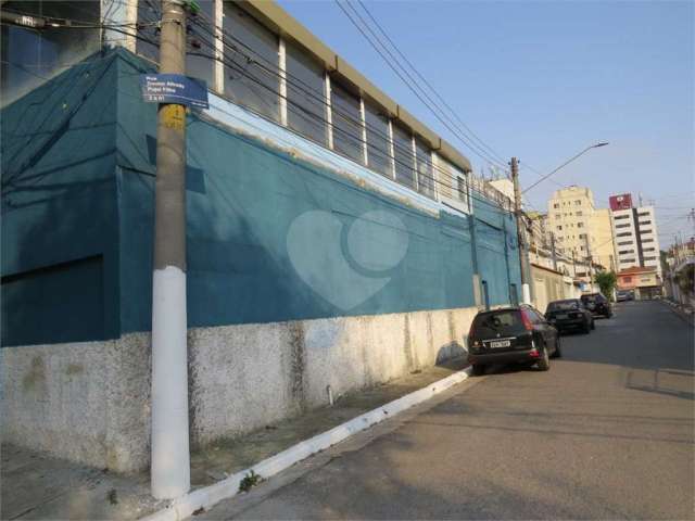 Casa à venda na Alameda dos Ubiatans, 469, Planalto Paulista, São Paulo, 350 m2 por R$ 1.175.000