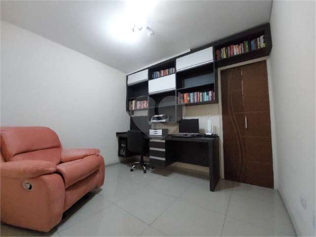 Casa com 3 quartos à venda na Rua Liberato Luís Tavares, 379, Parque Panamericano, São Paulo, 126 m2 por R$ 385.000