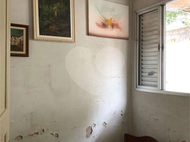 Casa em condomínio fechado com 3 quartos à venda na Rua Michael Kalinin, 22, Instituto de Previdência, São Paulo, 304 m2 por R$ 1.200.000