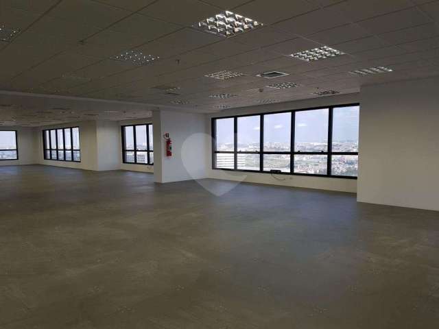 Casa comercial para alugar na Alameda Araguaia, 2104, Alphaville Industrial, Barueri, 1354 m2 por R$ 74.470