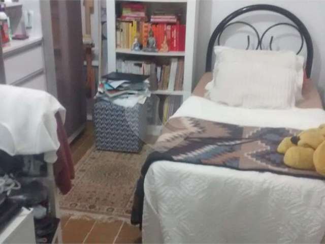 Casa com 2 quartos à venda na Rua Pelegrino Bernardo, 84, Olímpico, São Caetano do Sul, 220 m2 por R$ 450.000