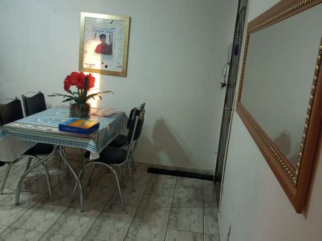 Apartamento com 01 dormitório no Macedo