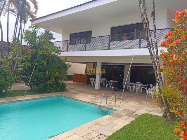 Casa 5 suítes, piscina, 5 vagas, 200mts praia Enseada