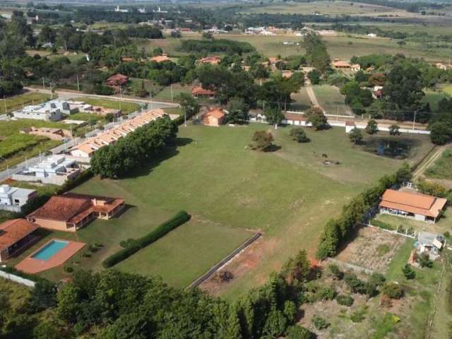 Chácara com 6 suítes à venda, 20000 m² por R$ 1.250.000,00 -PERMUTO POR APTO EM SP OU SOROCABA Distrito do Porto - Capela do Alto/SP