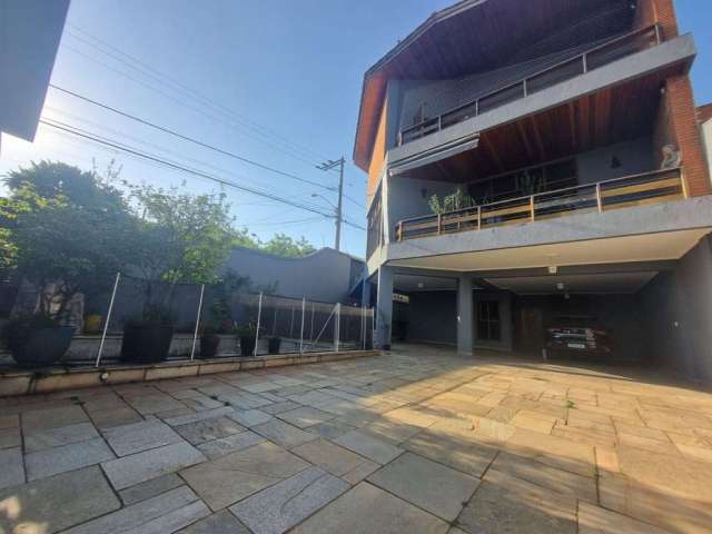 Casa com 3 dormitórios à venda, 369 m² por R$ 990.000,00 - Vila Independência - Sorocaba/SP