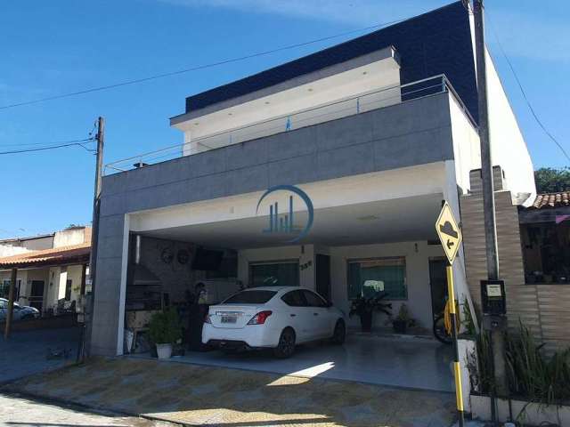 OPORTUNIDADE: Casa Duplex Finamente Decorada no Condomínio Mais Viver em Alagoinhas-BA