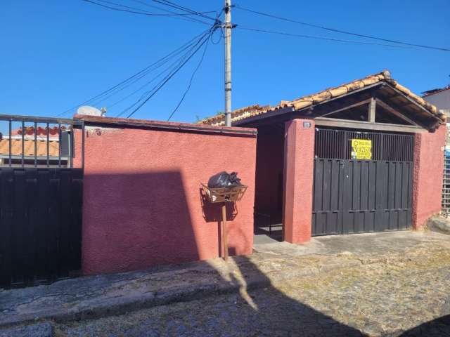 Casa com barracão no  bairro dom cabral - entrada individual- r$ 530.000,00