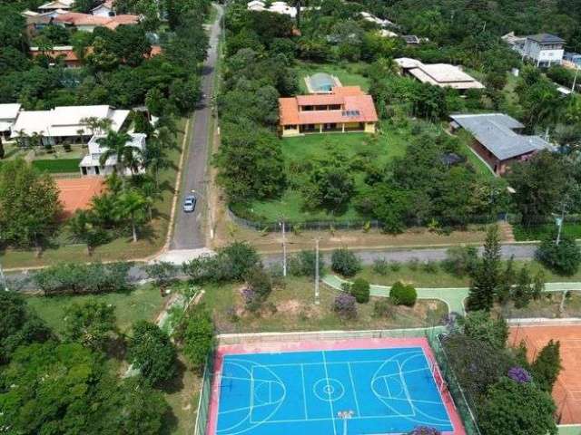 Excelente chácara em condominio de alto padrão.