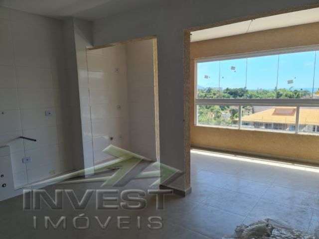 Ubatuba, Praia das Toninhas - Apartamento  cobertura duplex, 2 dormitórios sendo 01 suíte a 300 metros do mar.