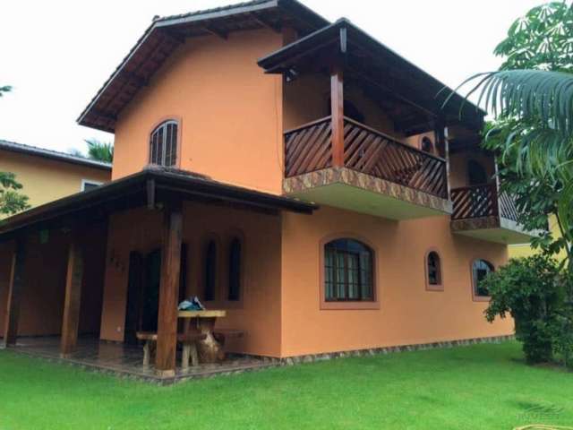 Ubatuba, Enseada- Linda casa a 800 metros da praia!