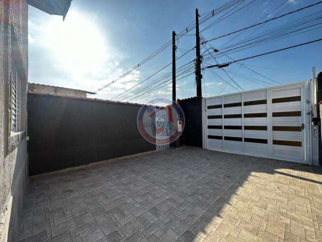 Casa com 2 quartos à venda na Avenida São Paulo, 2.381, Balneário Itaguaí, Mongaguá, 69 m2 por R$ 320.000