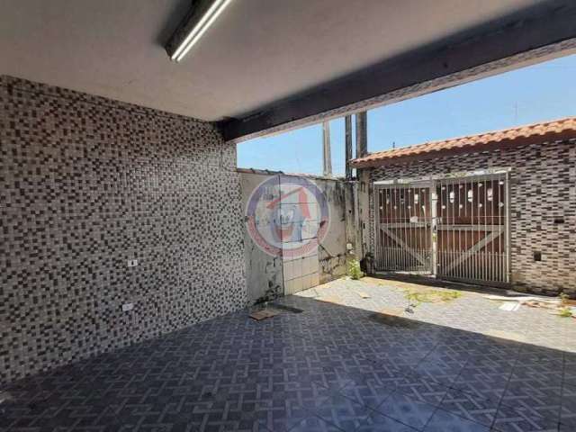 Sobrado com 3 dorms, Agenor de Campos, Mongaguá - R$ 300 mil, Cod: 667-13