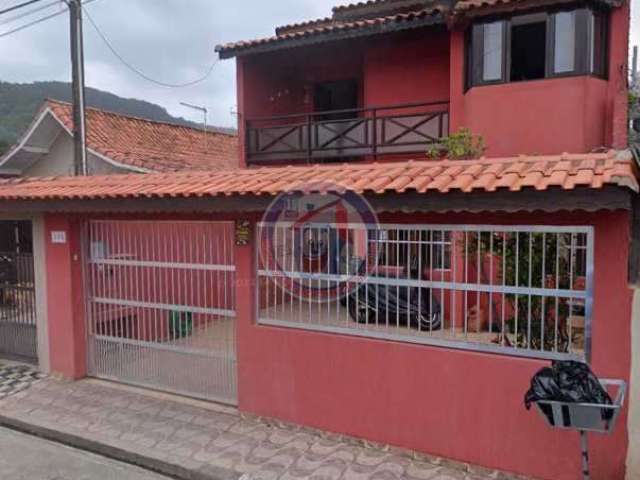 Casa com 3 quartos à venda na Avenida São Paulo, 2.381, Vila São Paulo, Mongaguá por R$ 600.000