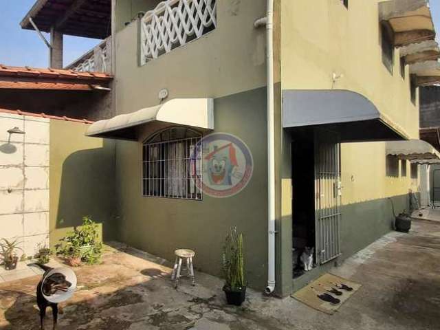 Casa com 3 quartos à venda na Avenida São Paulo, 2.381, Balneário Itaguaí, Mongaguá, 125 m2 por R$ 360.000