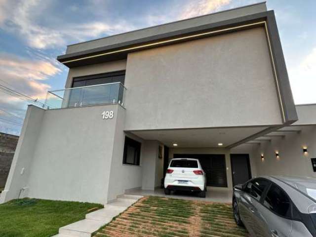 Casa em condomínio fechado com 4 quartos à venda no Grand Ville, Uberlândia , 214 m2 por R$ 1.750.000