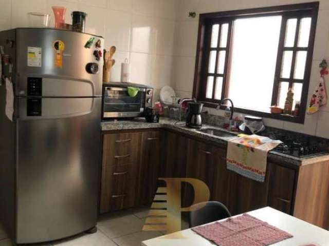 Casa para Venda em Mogi das Cruzes, Jardim Cambuci, 2 dormitórios, 2 banheiros, 2 vagas