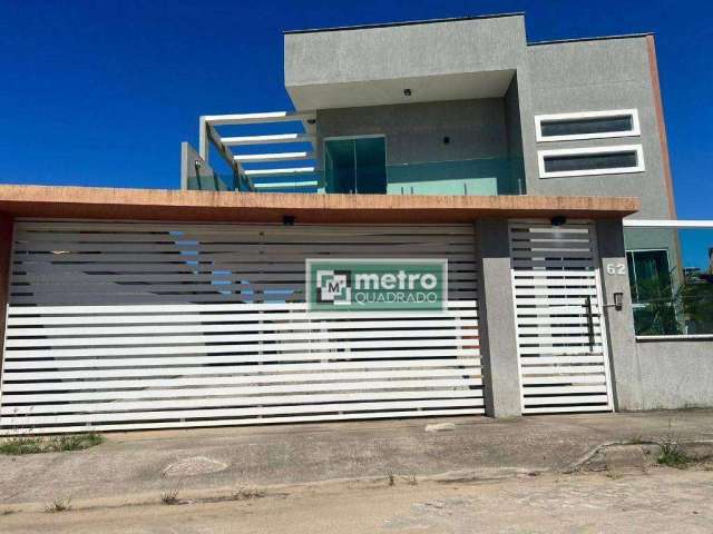 Excelente Casa Duplex  à venda  no bairro Jardim Miramar em Rio das Ostras -RJ 4 quartos sendo 2 suítes , sala para 2 ambientes, lavabo, cozinha plane