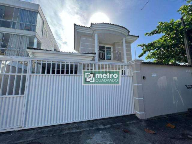 Casa com 3 dormitórios à venda, 170 m² por R$ 580.000,00 - Costa Azul - Rio das Ostras/RJ