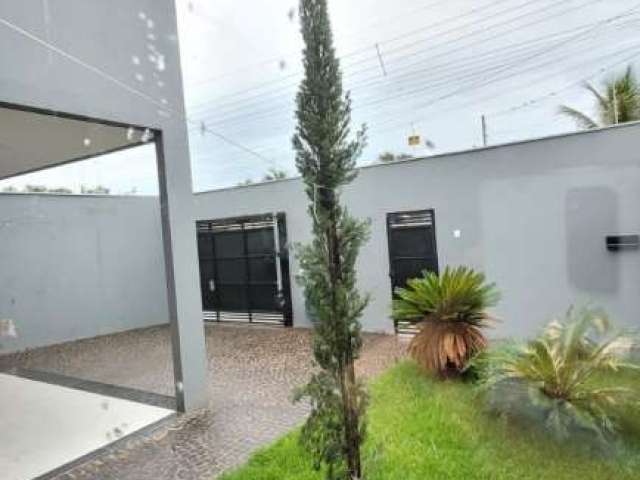 Casa com 4 quartos à venda no Shopping Park, Uberlândia  por R$ 780.000