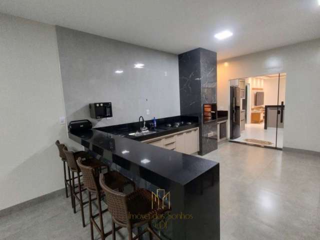 Casa com 3 quartos à venda no Dona Zulmira, Uberlândia , 200 m2 por R$ 890.000