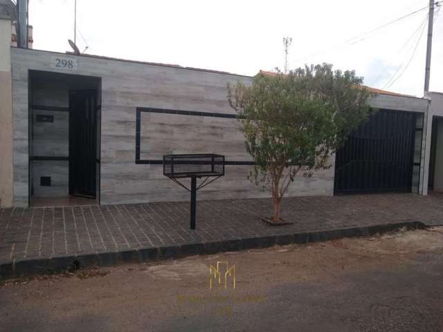 Casa com 3 quartos à venda no Conjunto Segismundo Pereira, Uberlândia , 300 m2 por R$ 610.000