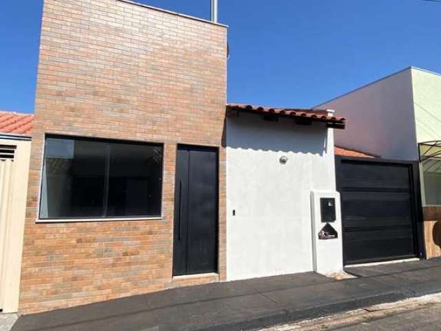 Casa em condomínio fechado com 2 quartos à venda no Jardim Holanda, Uberlândia , 100 m2 por R$ 290.000