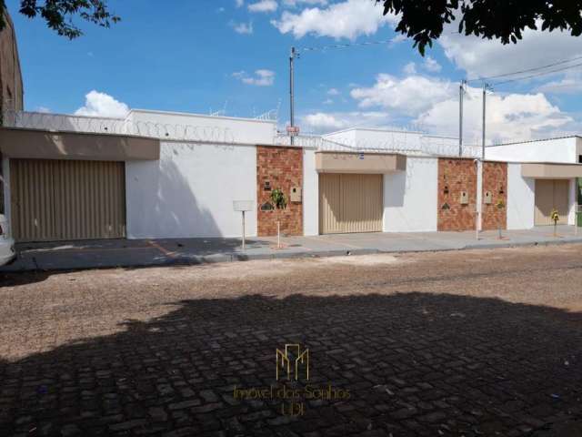 Casa à venda em Uberlândia-MG, bairro Dona Zulmira: 3 quartos, 1 suíte, 2 vagas, 140m². Agende sua visita!