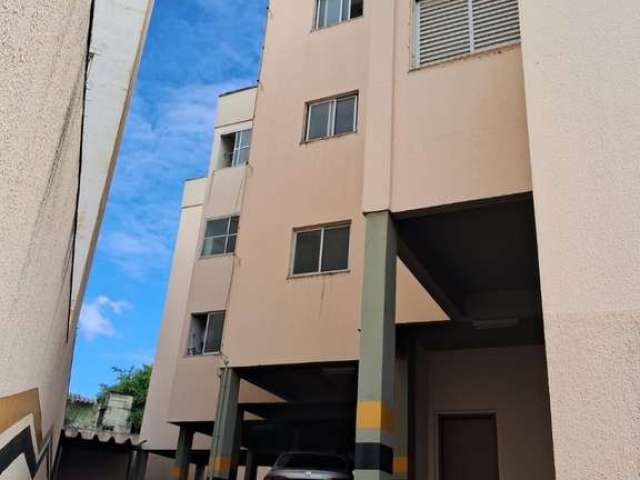 Apartamento com 3 Quartos e 2 Vagas de Garagem no Bairro Saraiva - Uberlândia-MG: Venda ou Locação!