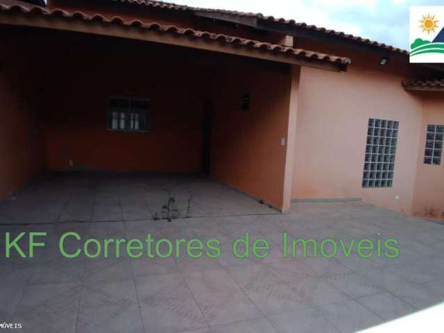 Casa para Venda em Ibiúna, Centro, 2 dormitórios, 2 banheiros, 5 vagas