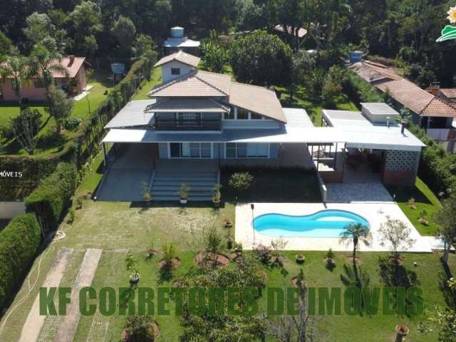 Casa em Condomínio para Venda em Ibiúna, Centro, 4 dormitórios, 2 suítes, 5 banheiros, 2 vagas