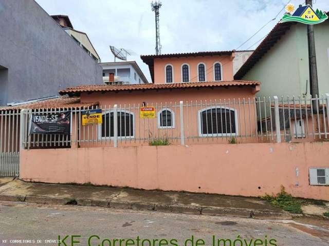 Casa para Venda em Ibiúna, Centro, 3 dormitórios, 1 suíte, 2 banheiros, 4 vagas