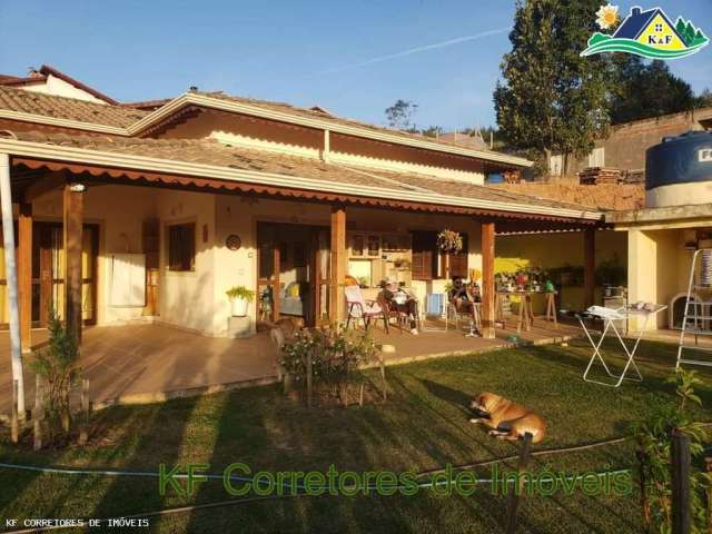 Casa em Condomínio para Venda em Ibiúna, Centro, 2 dormitórios, 1 suíte, 3 banheiros, 3 vagas